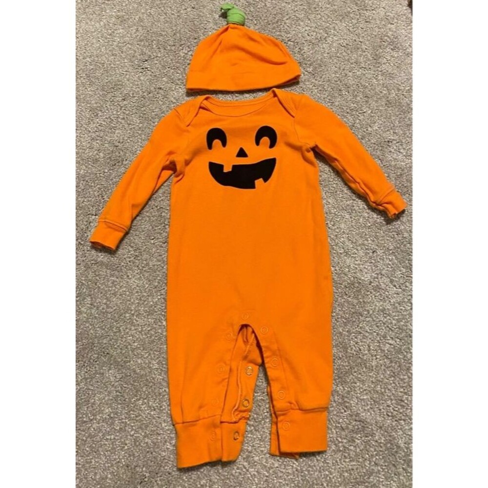 Carter’s Baby Pumpkin Halloween Sleeper & Hat Set Size 6 months